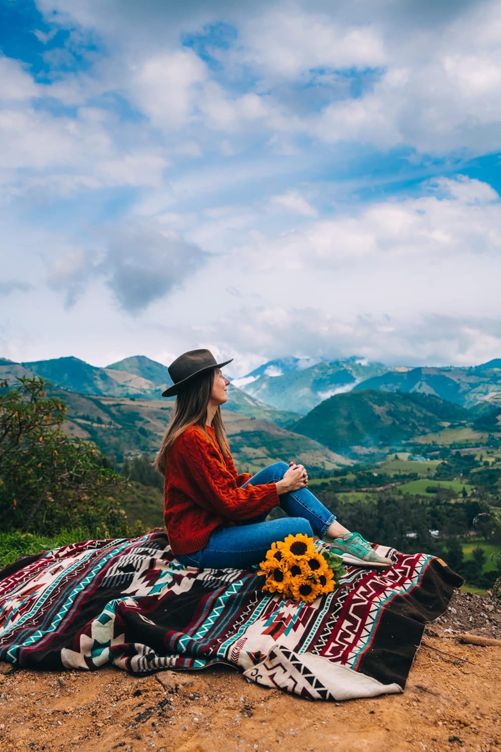 Inca Aztec Throw, Queen, King Blanket | Southwest Indian Navajo Boho Style | Native Cover for Camping, Bedding, Couch, Vanlife | Faux Alpaca, Lightweight, Hypoallergenic (Obsidian Black, Throw)