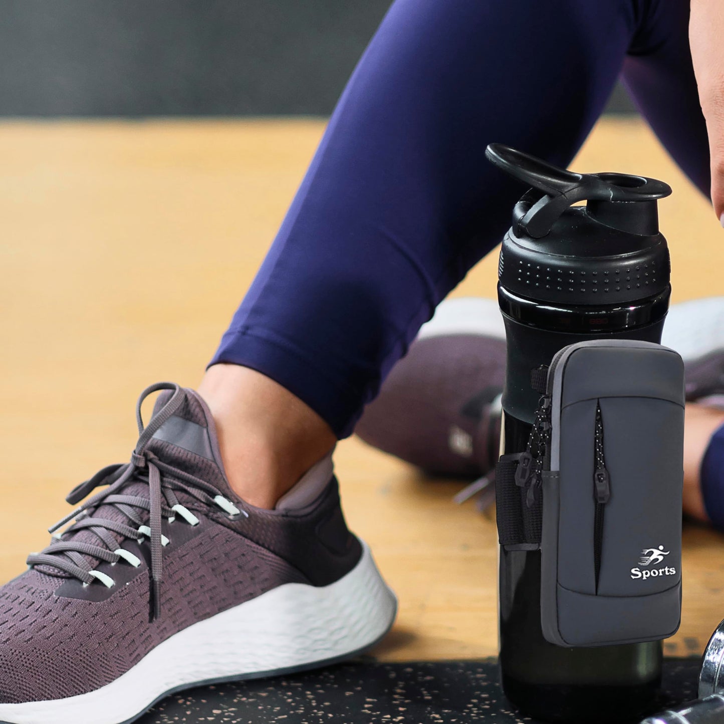 ananlu Bottle Caddy Gym Water Bottle Pouch Sleeve with Zipper Side Storage Pockets for Cards, Keys, Phone, or Wallet for Reusable, Gym Bottle Accessories for Men Women