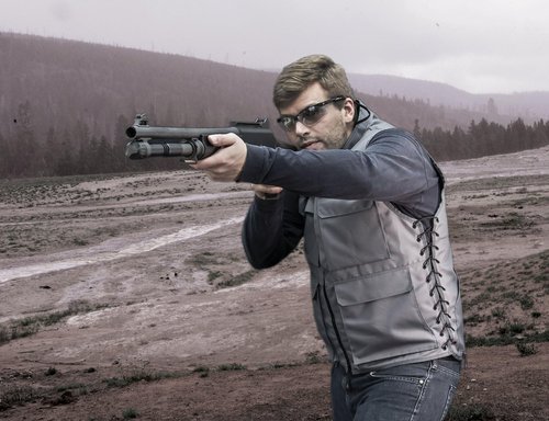 Men's Adjustable Fit Tactical Sporting Vest - Lightweight & Versatile Outdoor Gear