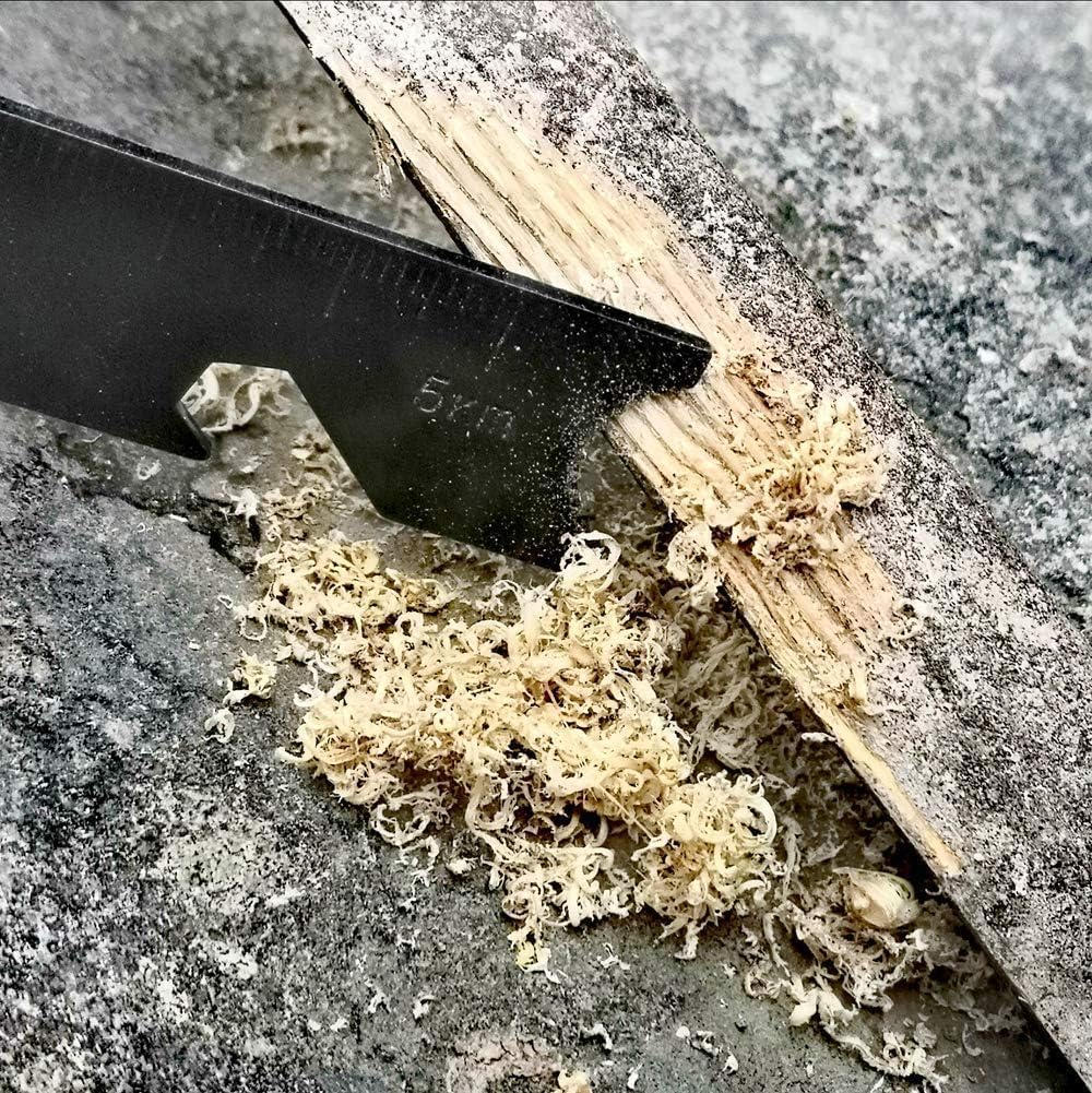 Ferro Rod Outdoor Survival Tire Fire Starter Carabiner Clip Used Bottle Opener, Ruler, Saw