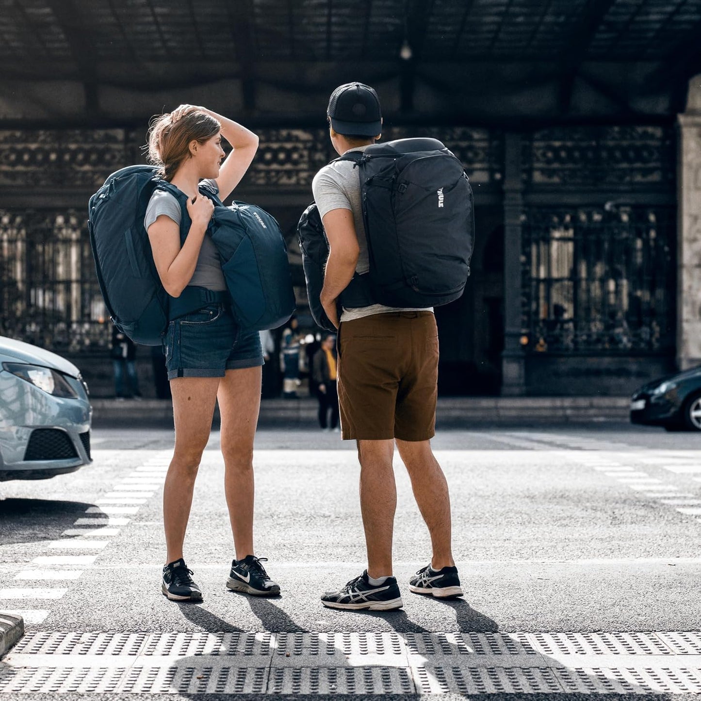 Thule Landmark 40L Travel Pack, Obsidian