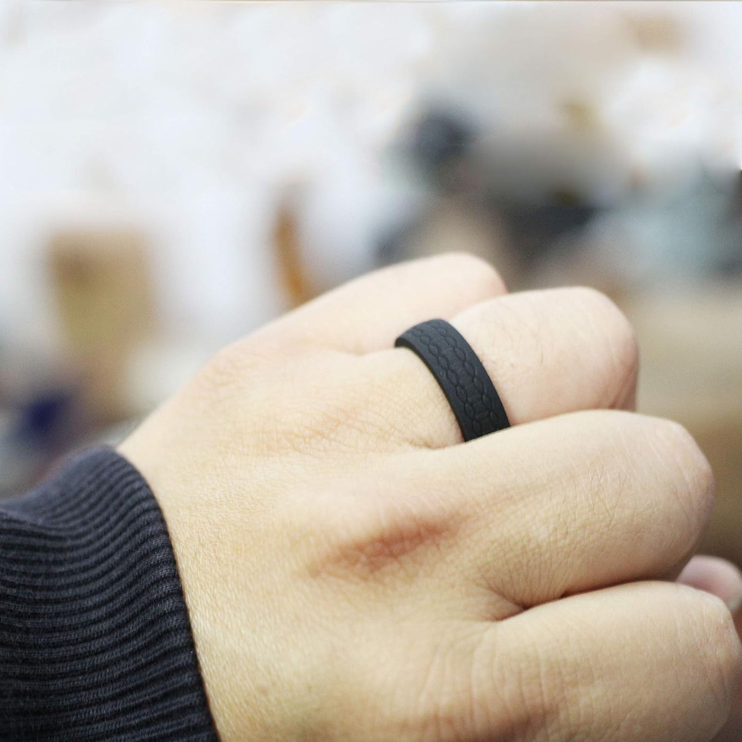 Tuhaoge Women's Silicone Wedding Ring - Silicone Rubber Wedding Bands - Representing Freedom & Dreams