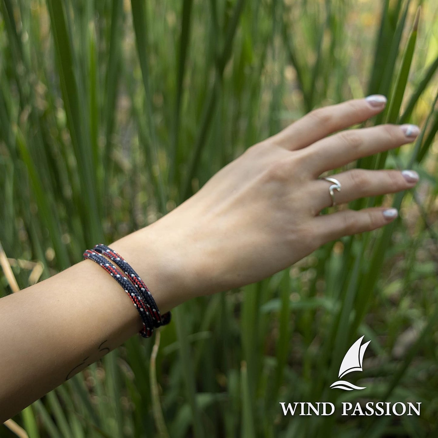 Wind Passion - Rope Bracelet for Men & Women - Adjustable Sailors Knot Paracord Bracelet - Waterproof & Sturdy