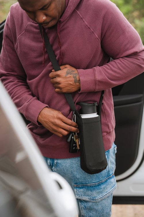 ChicoBag Adjustable Bottle Sling rePETe + Refine (Sapphire)