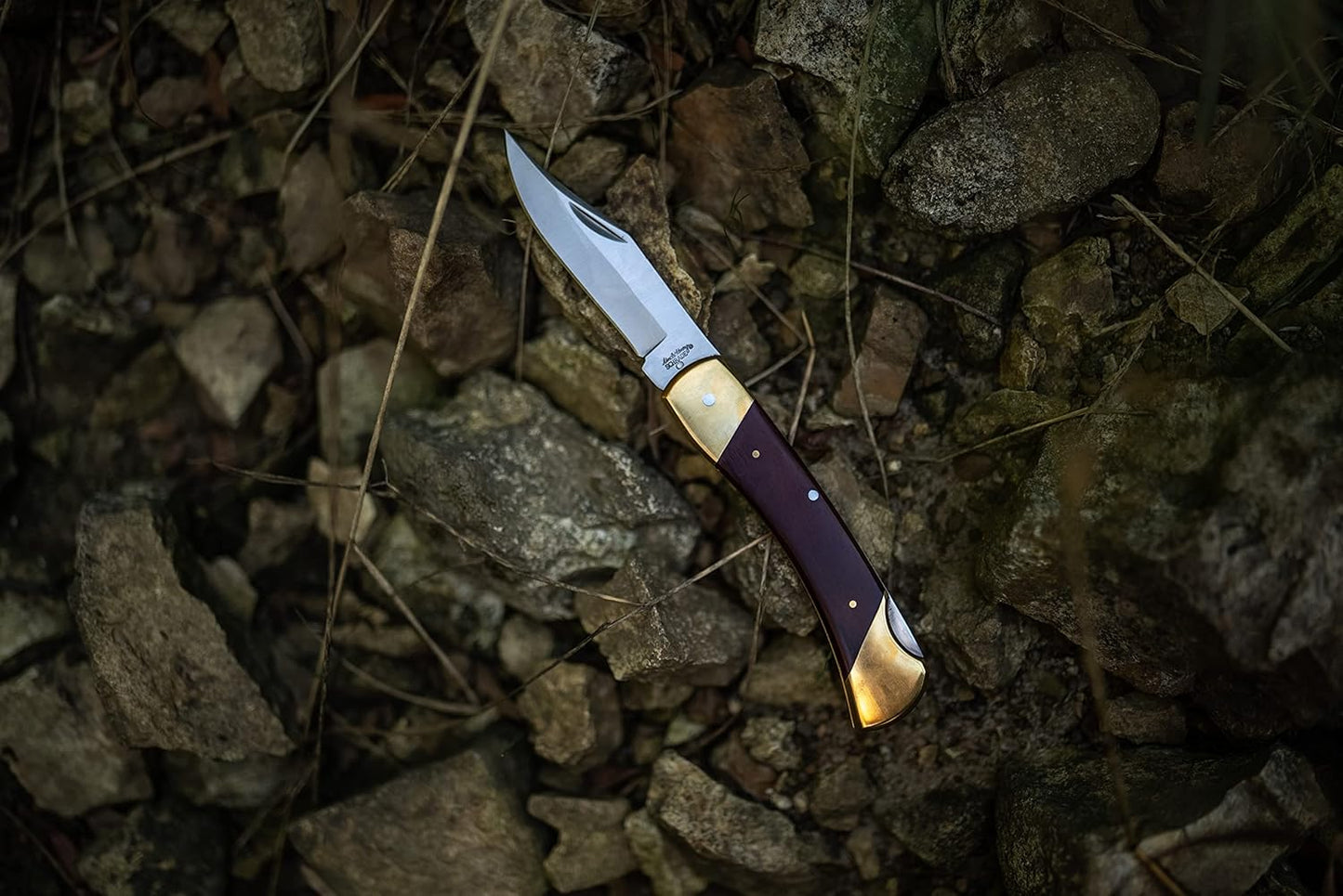 Uncle Henry LB7 Bear Paw Traditional Lockback Pocket Knife with 3.7in Clip Point High Carbon S.S. Blade, Wood Handle, Brass Bolsters, and Leather Belt Sheath for EDC, Hunting, Camping, and Outdoors