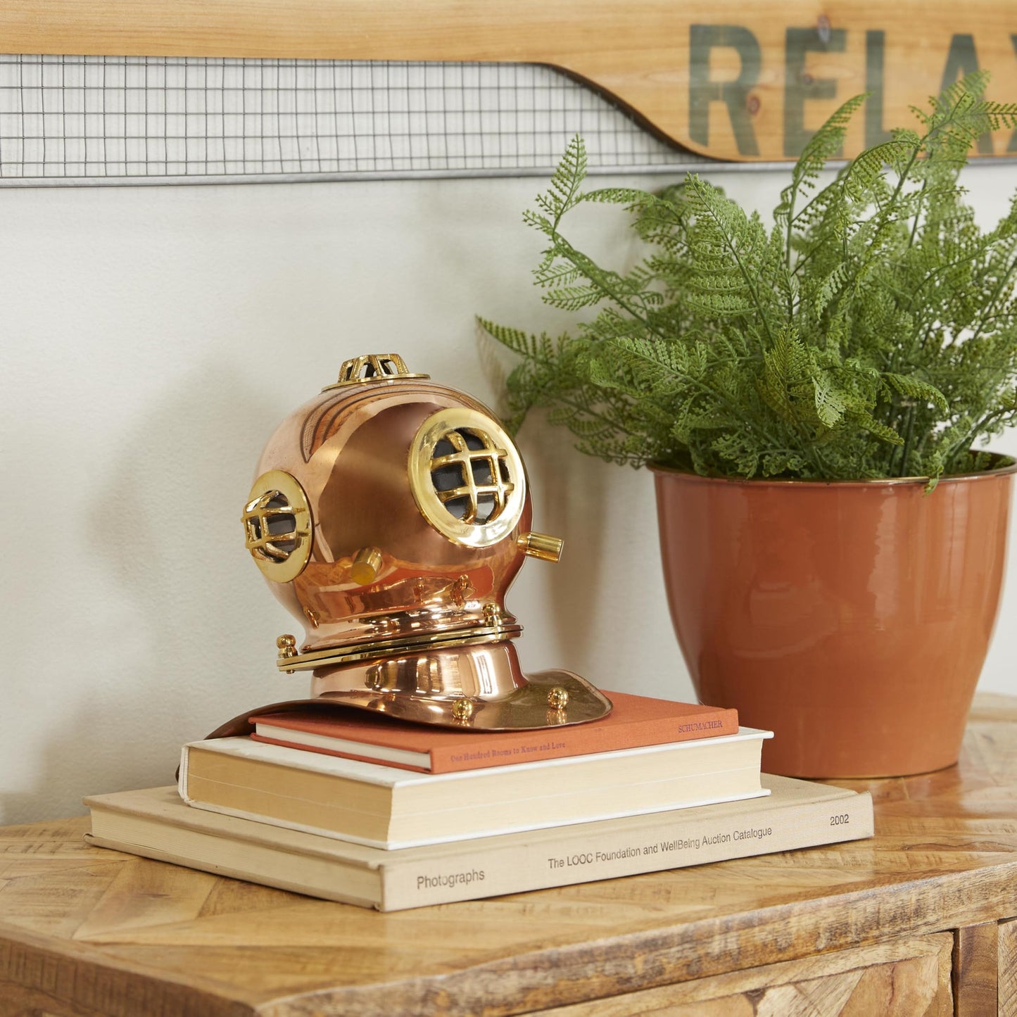 Deco 79 Metal Diver Helmet, 8" x 7" x 8", Brass