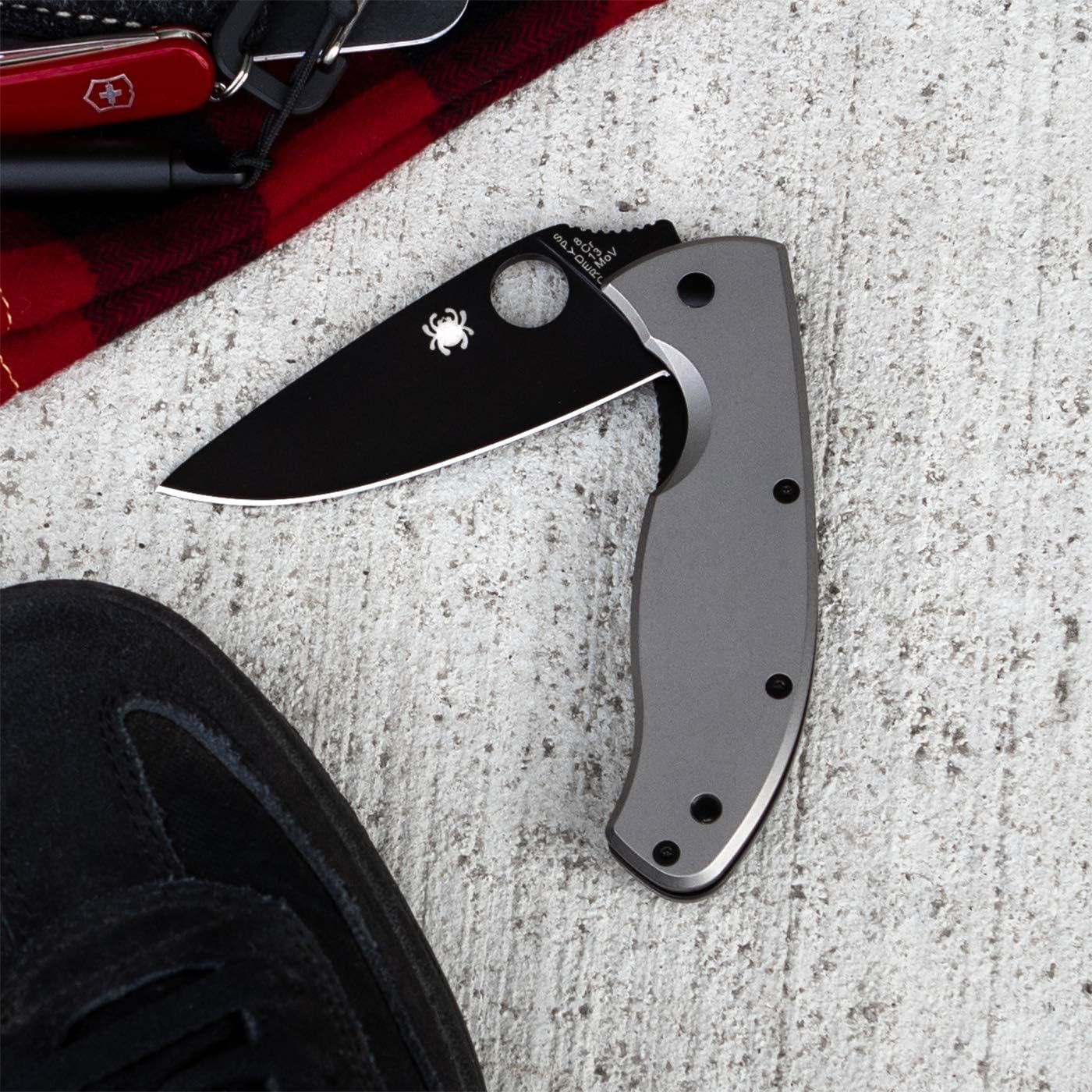 Tenacious Scales Titanium