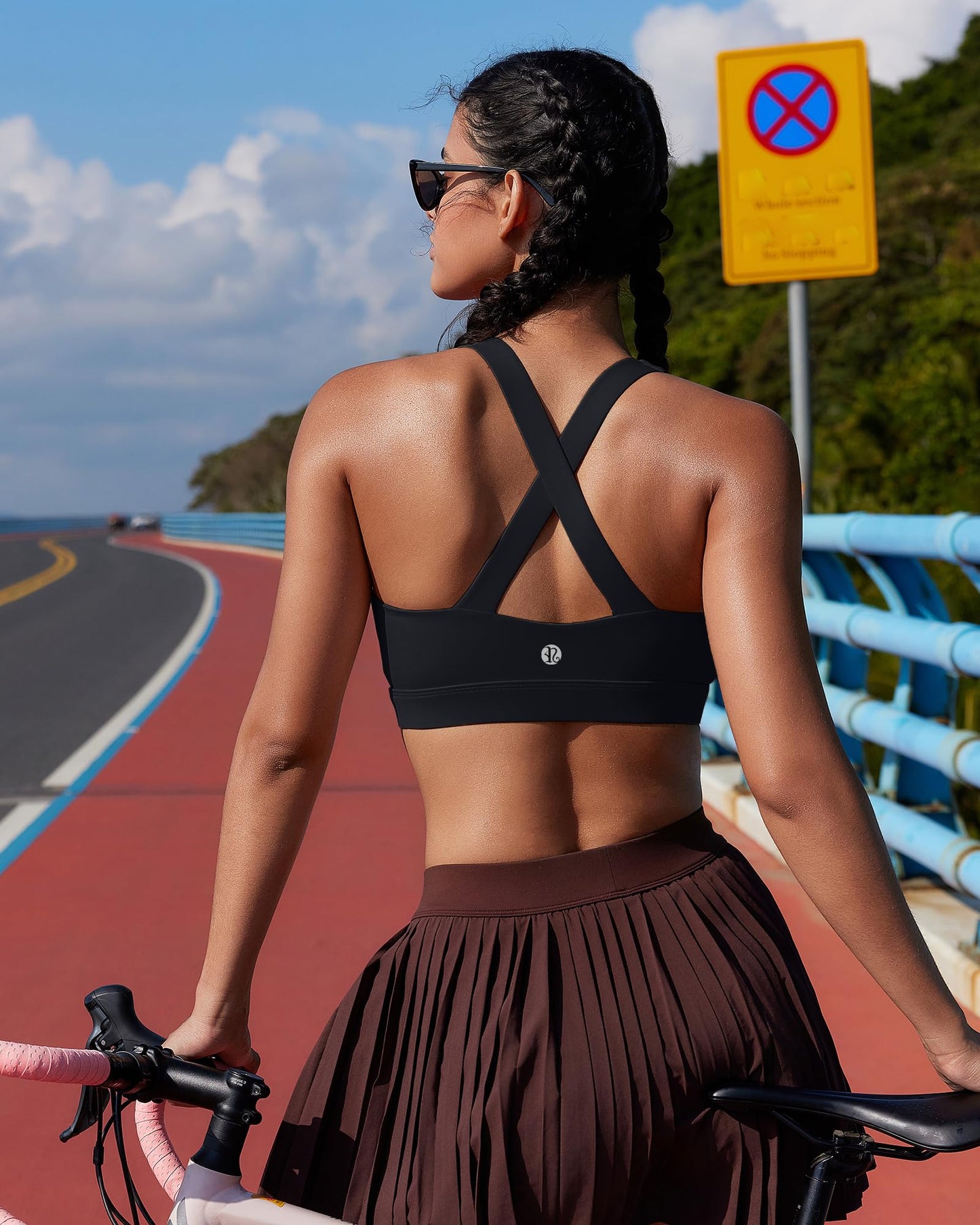 RUNNING GIRL Black Sports Bra for Women,Molded Cups High Support Sports Bras for Women Large Bust(3135Black_L)