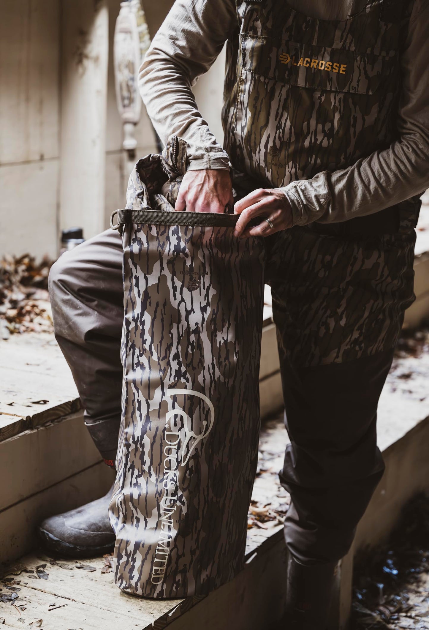 ALPS OutdoorZ Ducks Unlimited Guardian Dry Bag, 20L - Mossy Oak Original Bottomland