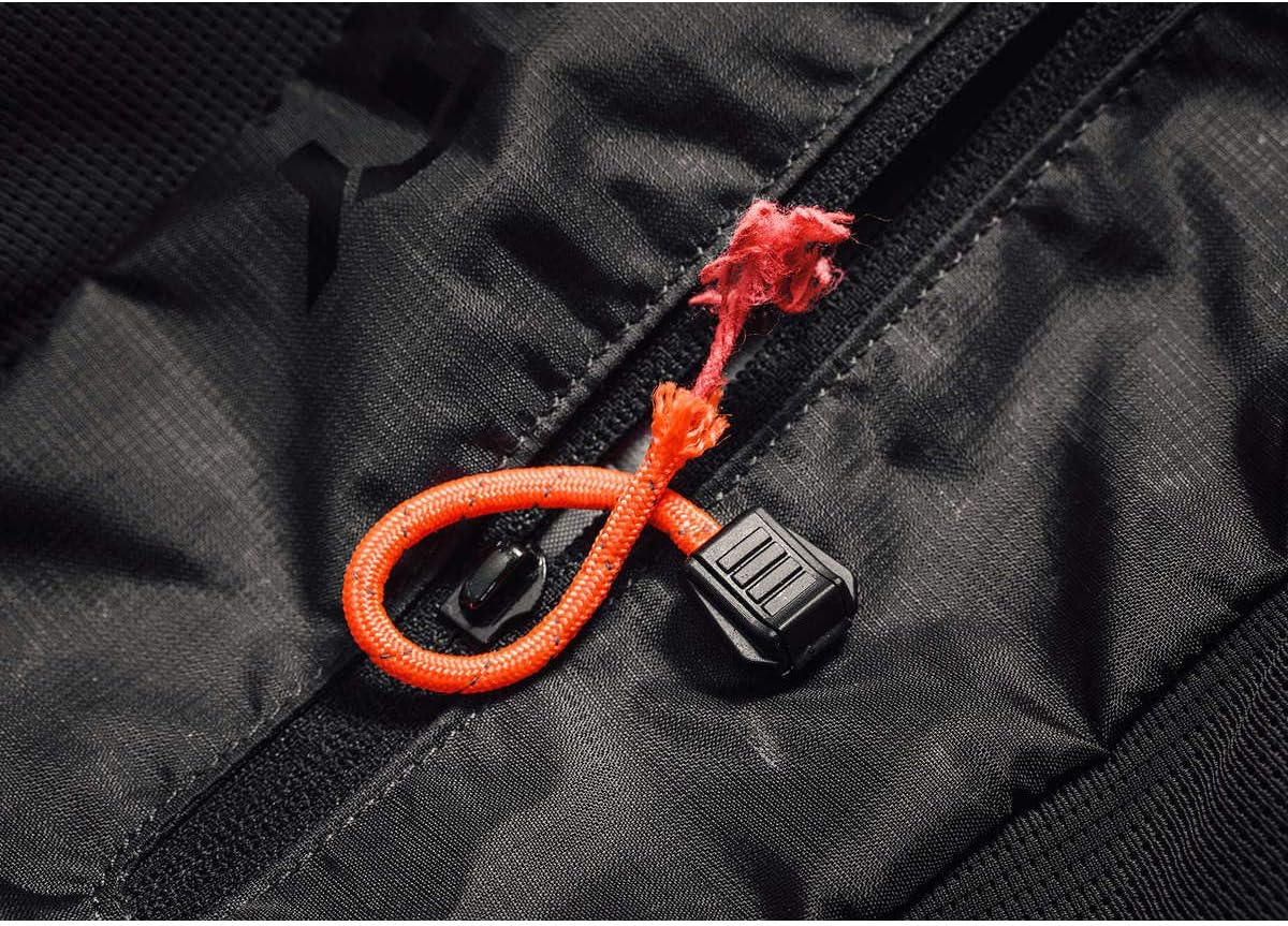EXOTAC Men's Tinderzip Emergency Tinder