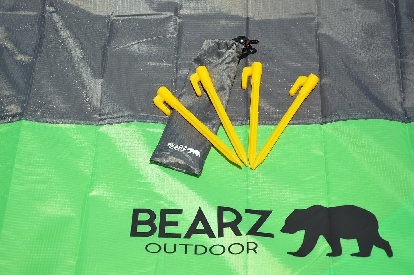 Plastic Stakes by BEARZ Outdoor. Small Tarp Stakes/ Tent Spikes for Sand, Lawn, Beach Blankets. Compact & Lightweight Tent Pegs with an Anchor. Safety Yellow (5.9″ Pack of 4)