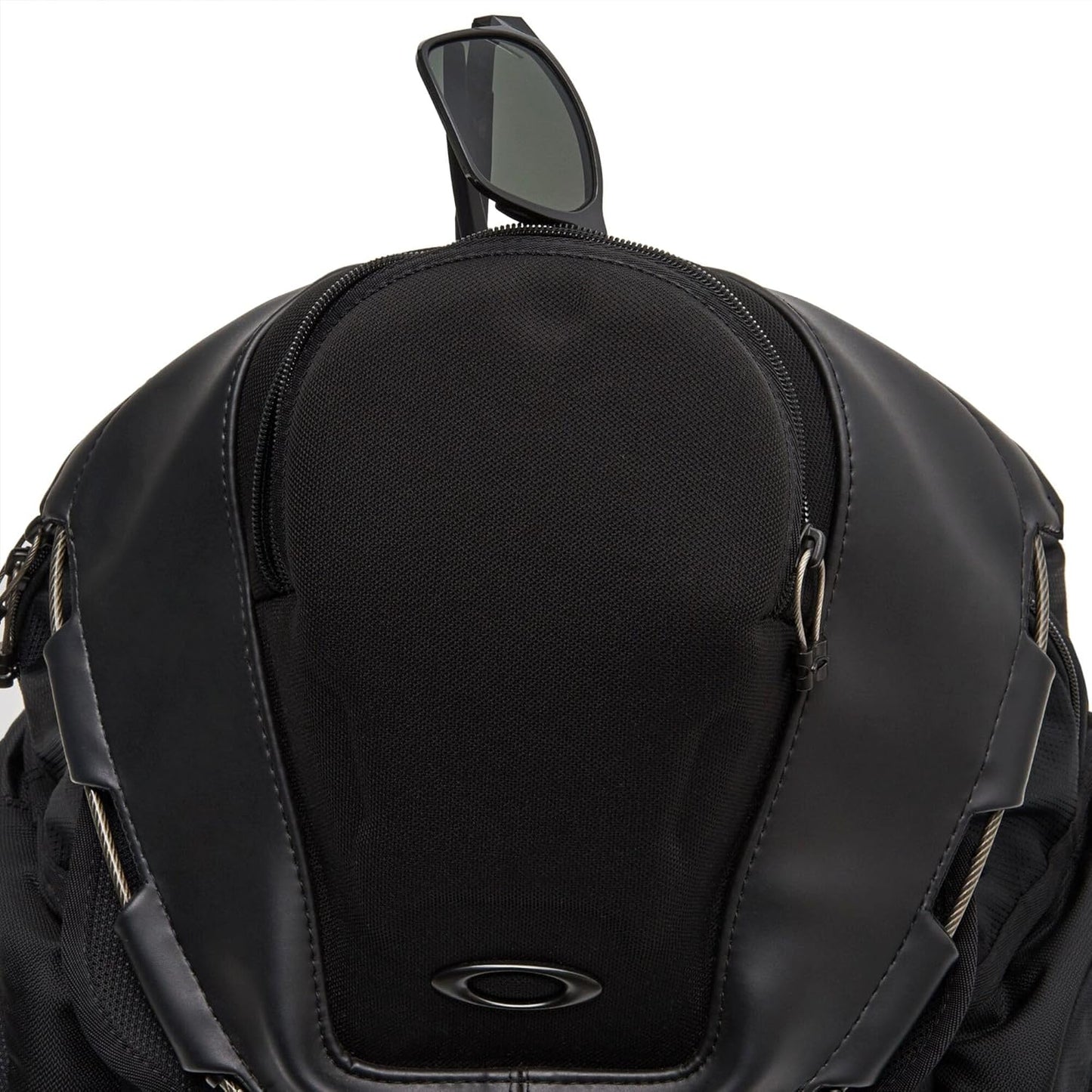 Oakley Stealth Black Kitchen Sink Backpack - Versatile One Size for All Adventures