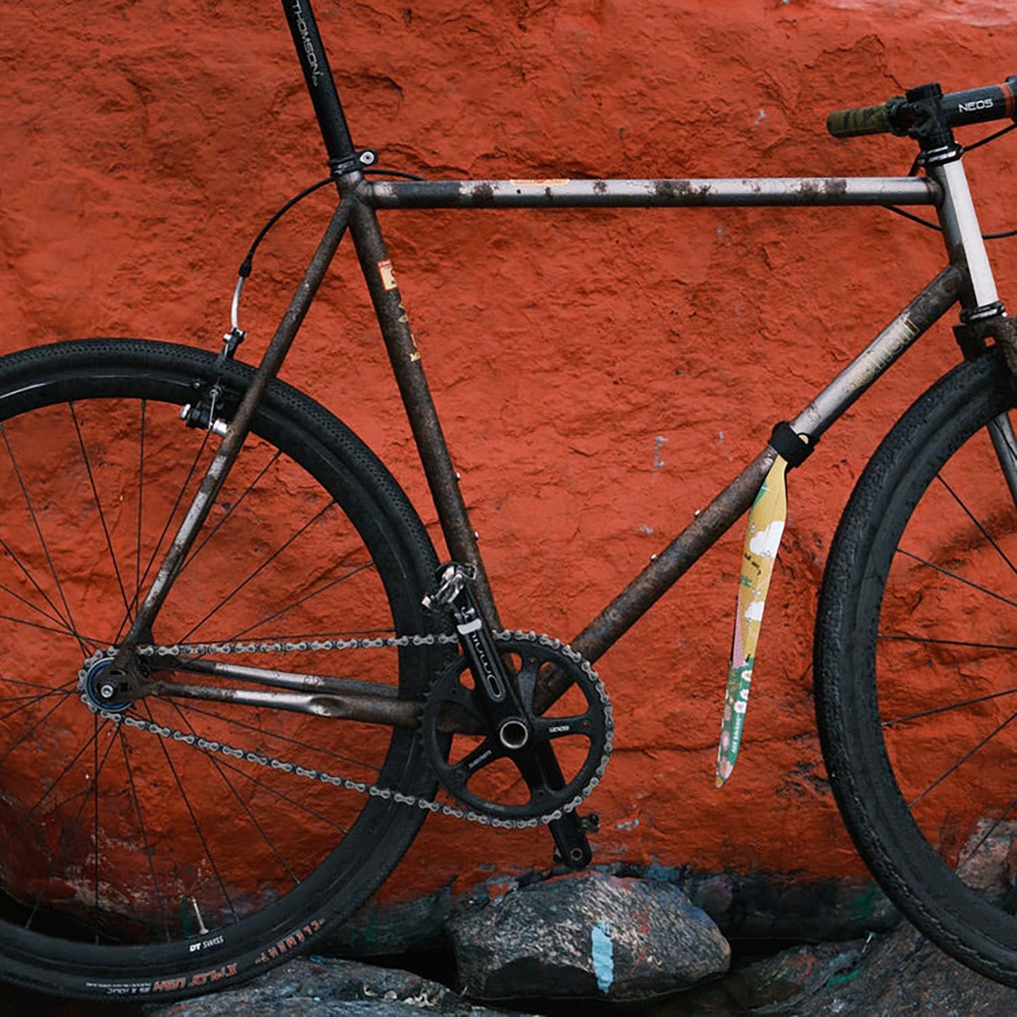 Ass Savers Bike Fender, Speed Mullet Clip On Front Mudguard/Fender, Regular for 23-47mm Tires, Cable Routing, Single 2-in-1 Velcro Strap, Easy Mounting Within Seconds