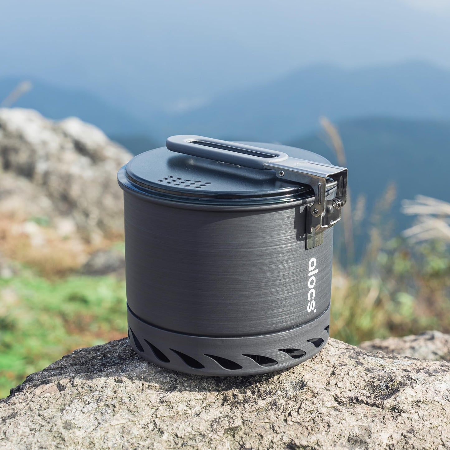 Alocs 1.4L Camping Pot, Lightweight Camping Cookware with Heat Exchanger, Portable Durable Camping Essentials Cooking Set for Backpacking Hiking Traveling