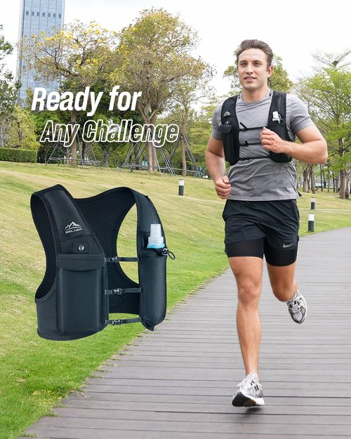 Zelvot Running Vest for Women Men, USA Original Patent, Adjustable Chest Straps Running Hydration Vest with 500ml Soft Flask, Lightweight Breathable Reflective Running Vest for Marathon - M/L