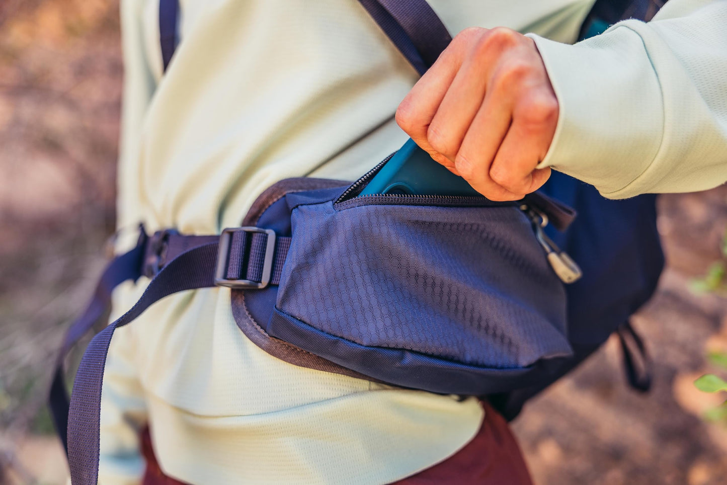 Gregory Jade 20L Women's Day Hiking Backpack, Ventilated Backpanel, Built-In Hydration Attachment for Bladder (Reservoir Not Included), One Size Fits All, Ruby Red