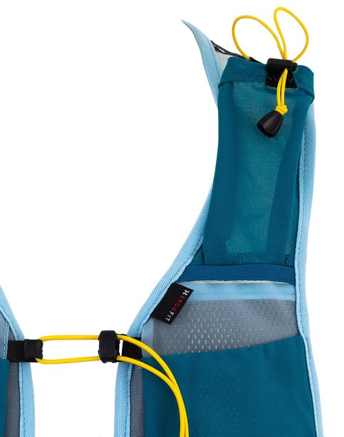 UltrAspire Spry Adult Unisex Lightweight Running Race Vest - 4.0 Blue/Sky, Universal Size with Bladder - 1 L Reservoir