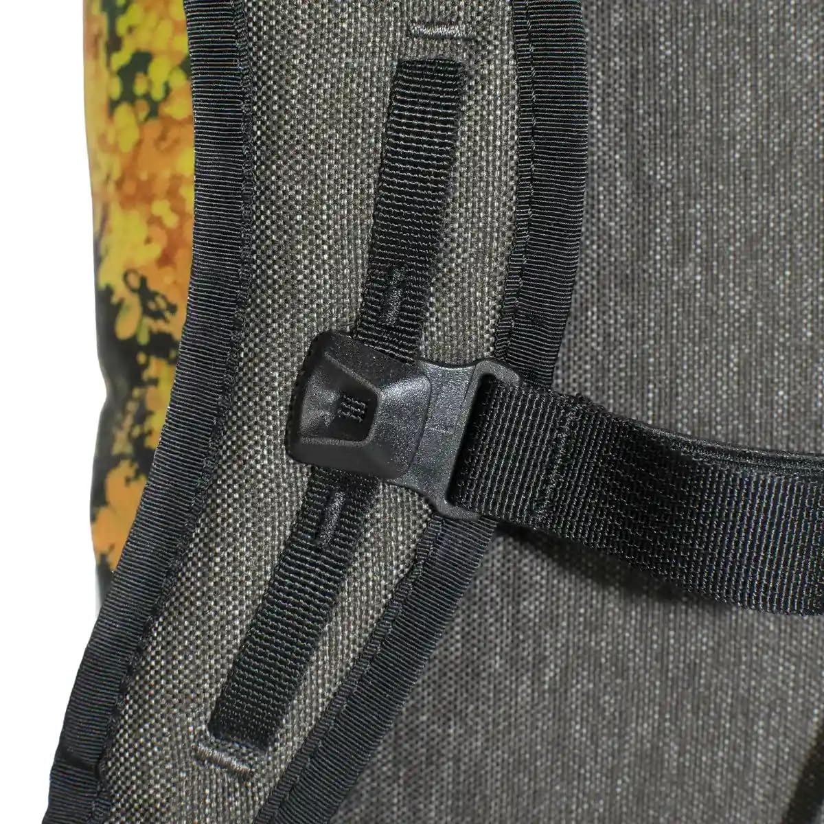 Free Range 25L Backpack for Hiking, Skiing & Daily Commute with Removable Waistbelt & Adjustable Sternum Strap (Barn Owl)