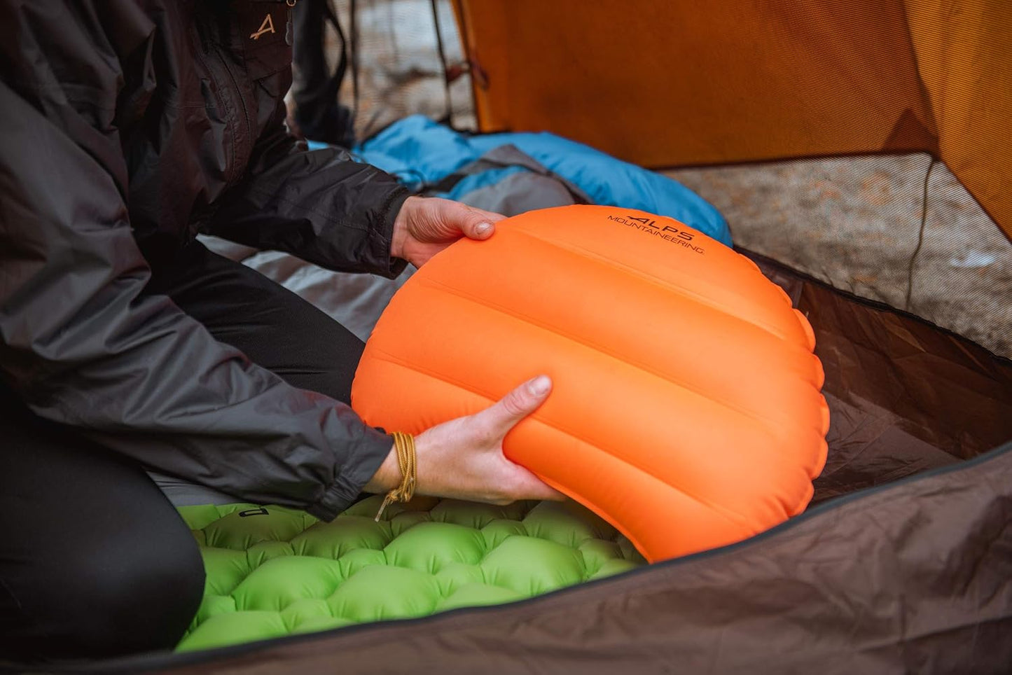 ALPS Mountaineering Versa Pillow