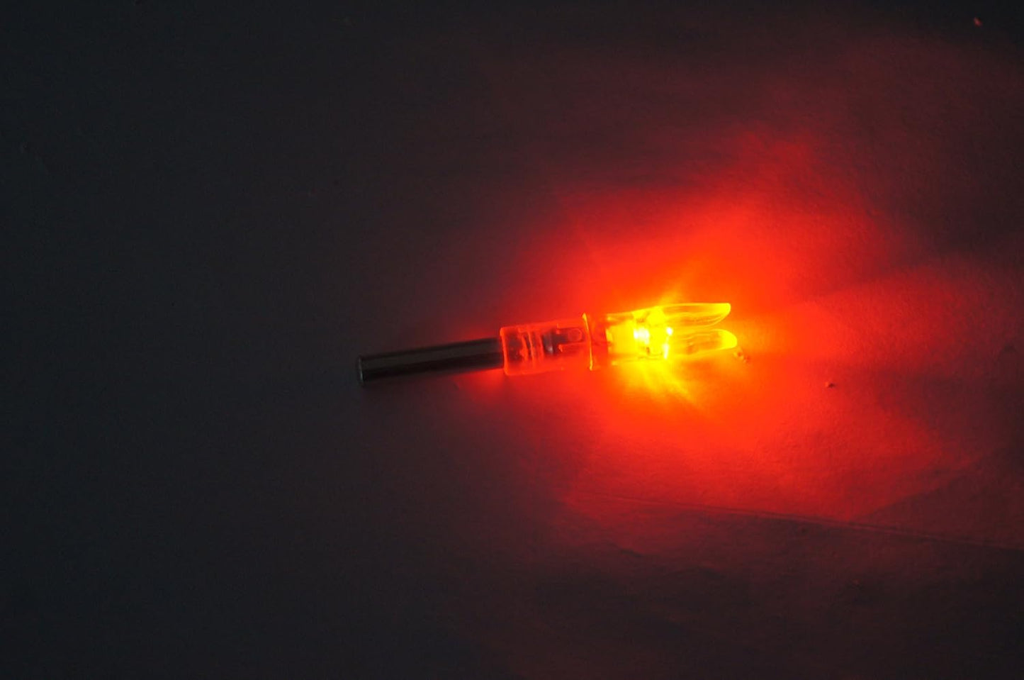 Automatically Lighted Led Nocks for Inner Diameter 6.3 mm Compound Bow Arrows GT Size Pack of 6 (red)