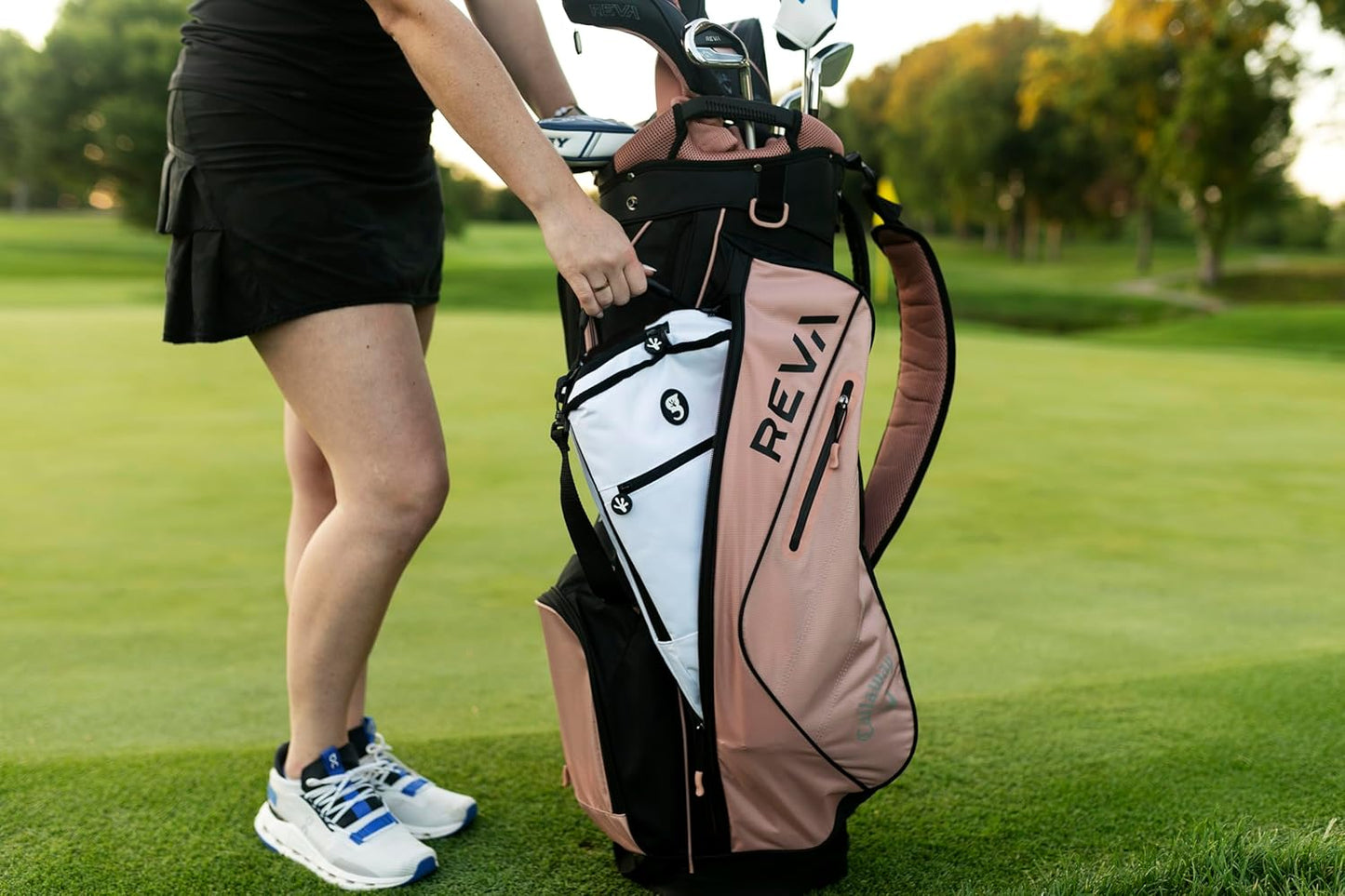 geckobrands Verticool Cooler - Insulated Portable Soft Cooler Bag with Adjustable Shoulder Strap, Holds 9 Cans or 2 Wine Bottles, Perfect for Beach, Picnics, and Outdoor Activities