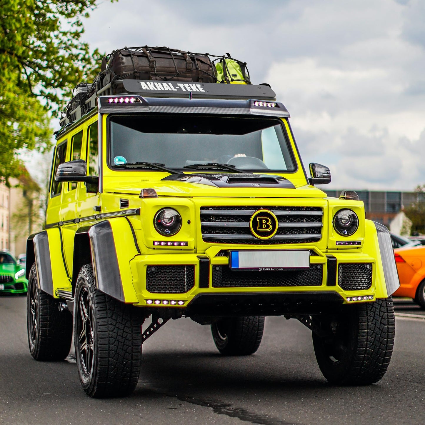 AKHAL-TEKE Roof Rack Basket, Upgraded 84"x 39"x 4" Roof Rack Cargo Carrier with 4' X 6' Super Duty Bungee Cargo Net, 2 pcs Ratchet Strap Fits for SUV Truck Cars