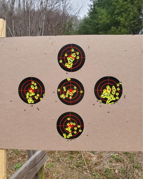 LikeLety 4 Inch-200 Pack Splatter Targets, Adhesive Shooting Target Stickers for BB Gun, Pellet Gun, Airsoft, Pistol, Rifle Shooting Practice