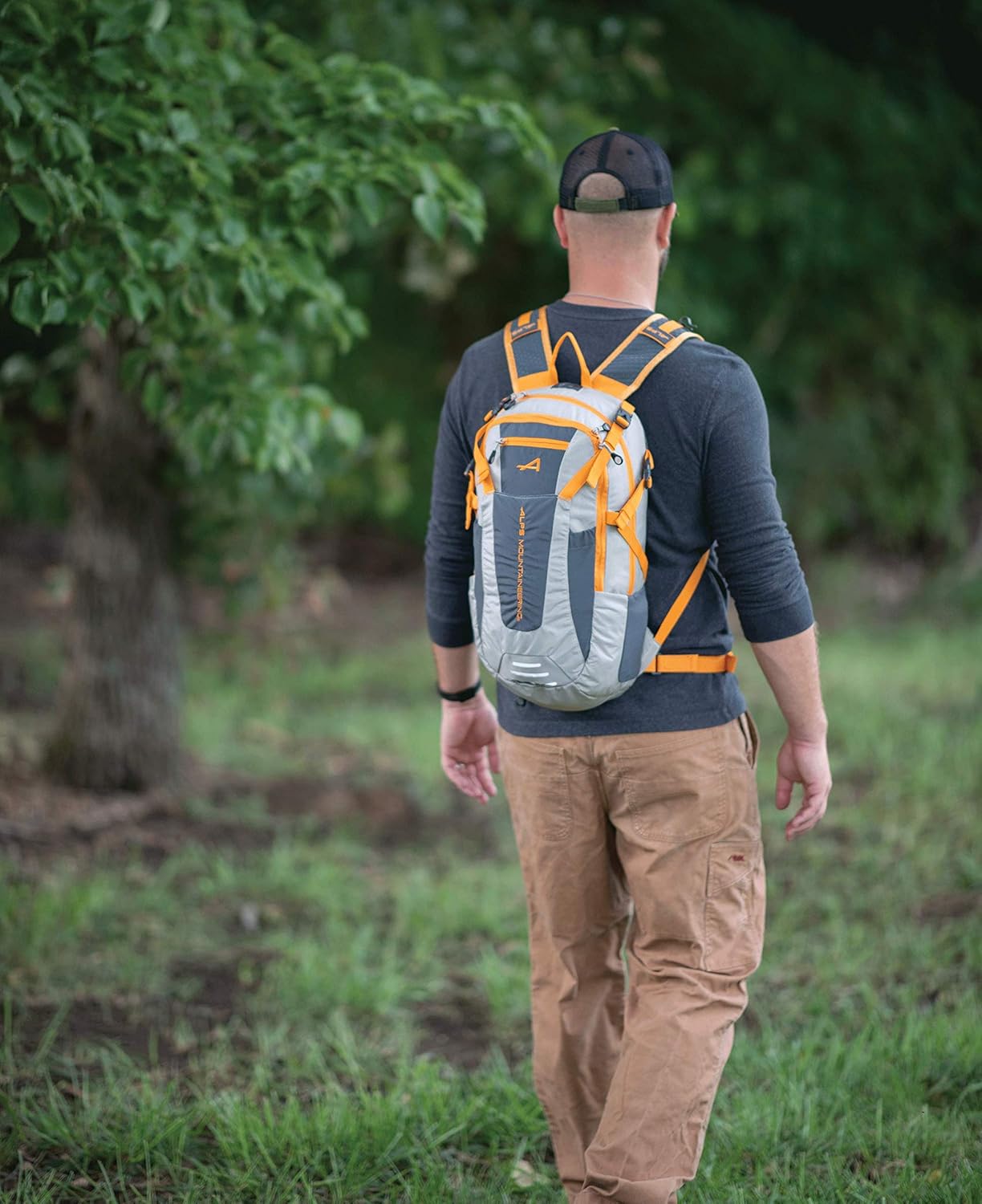 ALPS Mountaineering Gray/Apricot, 15L