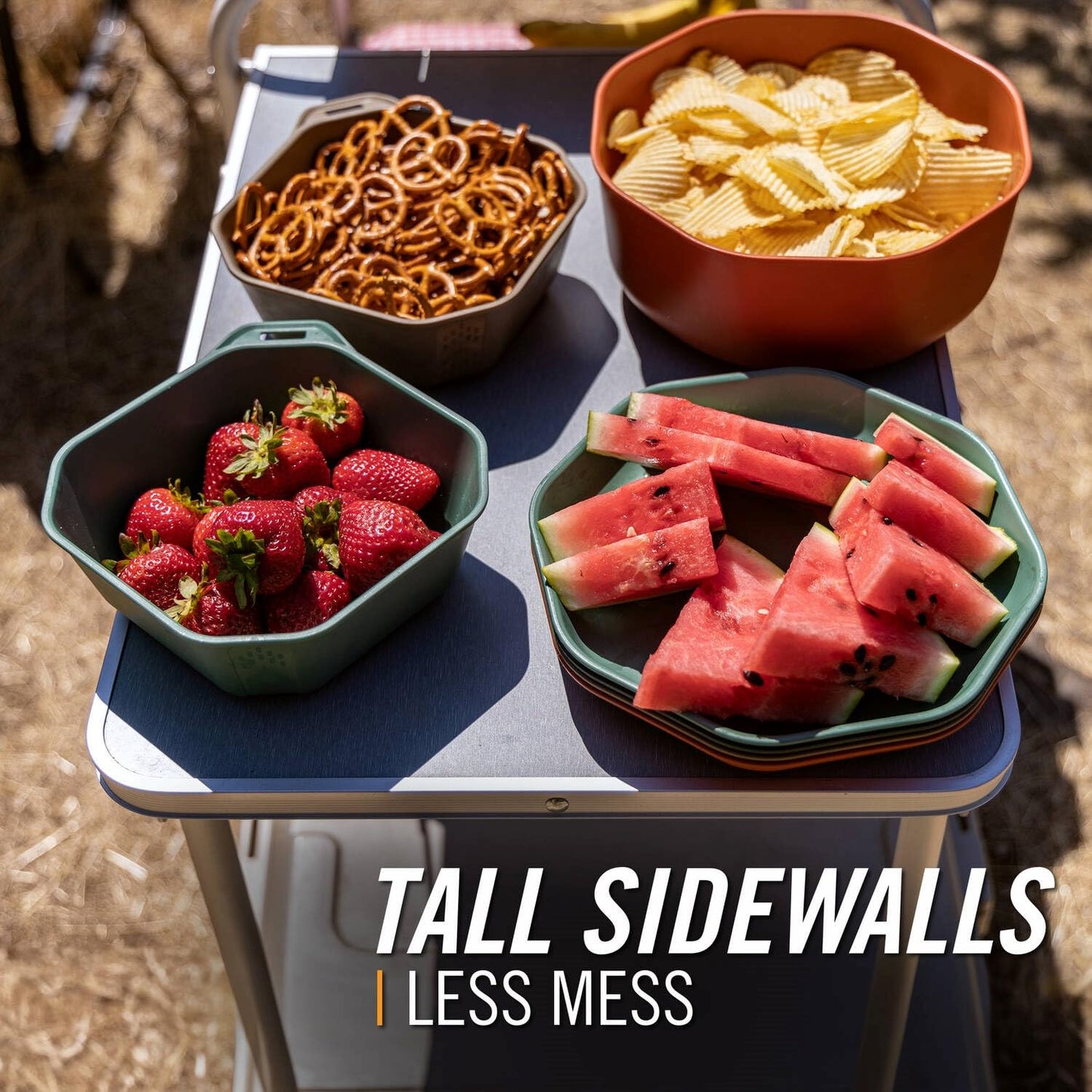 Gerber Gear ComplEAT Tableware Set - Polypropylene Camping Cookware - Portable Outdoor Tableware - 4 Plates, 4 Bowls & 1 Mixing Bowl