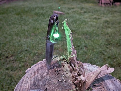 Lumimod High Brightness Glow Washers, Use for Zipper pulls on Tactical Packs, Tent Camping, Night time Running Shoes, Key fobs, Fishing, Hunting, EMT Equipment, Pets. - 2X Green Washers (Green)