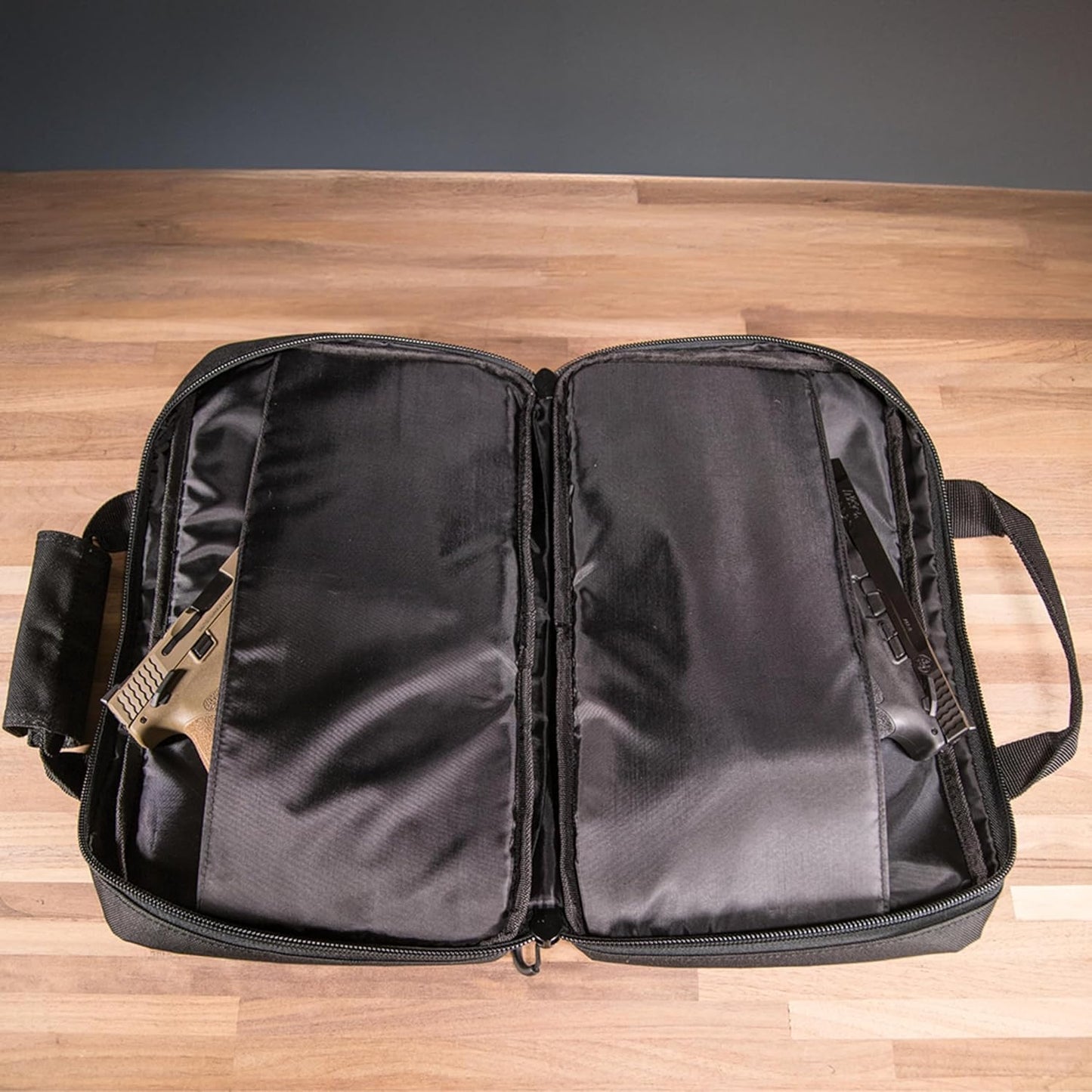 Smith & Wesson M&P Pro Tac Padded Handgun Case with Ballistic Fabric Construction and External Pockets for Shooting, Range, Storage and Transport
