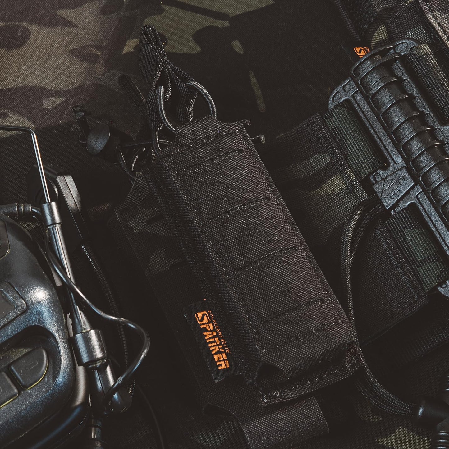 EXCELLENT ELITE SPANKER Tactical Open Top Pistol Mag Pouch Single Molle Magazine Pouch for Glock M1911 92F 9mm Magazines Tactical Flashlight Holder Tool Pouch