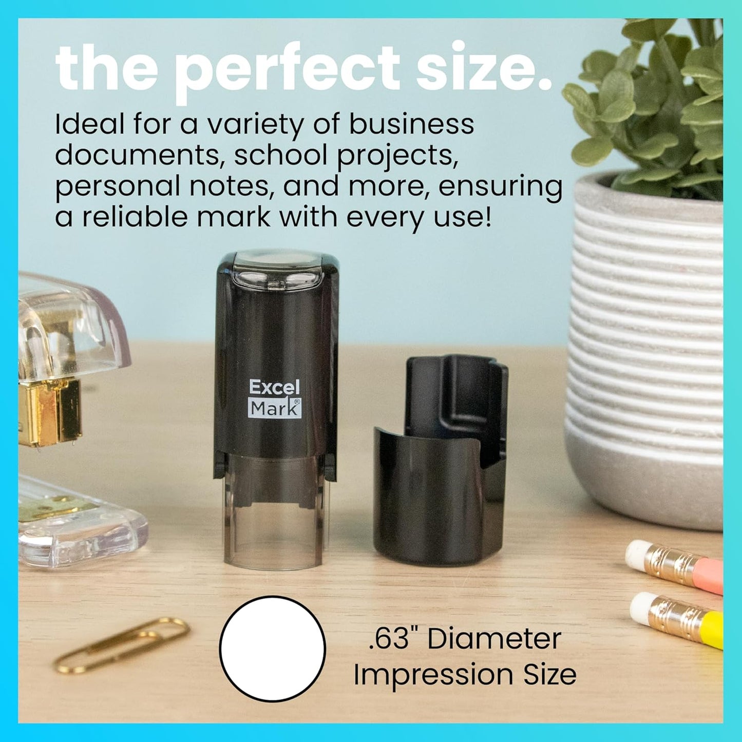 ExcelMark Round Teacher Stamp - Solid Star - RED Ink