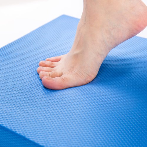 Stability Trainer Pad - Foam Balance Exercise Pad Cushion for Therapy, Yoga, Dancing Balance Training, Pilates,and Fitness (Blue-XL-(19.7''X 15.8" X 2.4"))