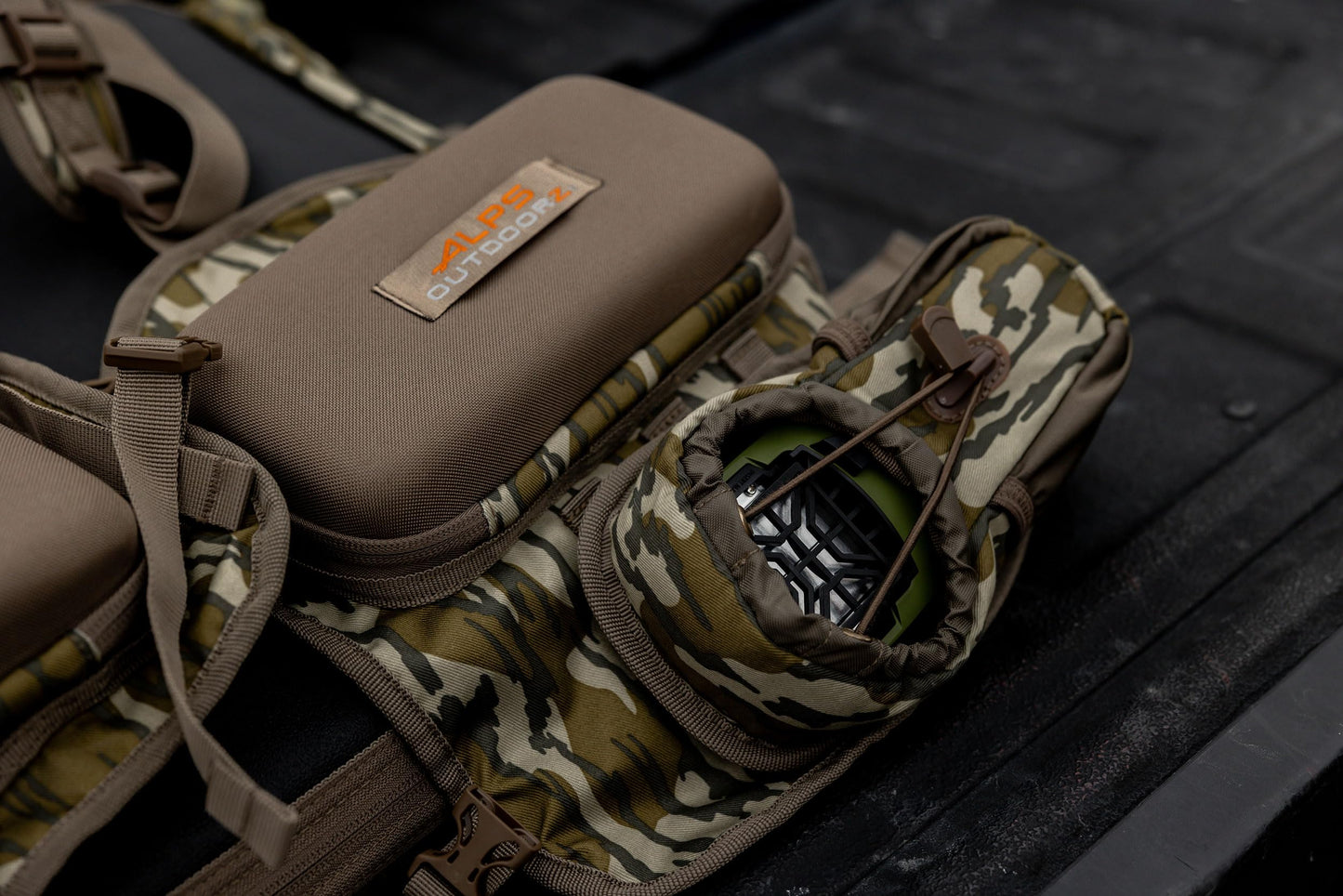 ALPS OutdoorZ Impact Pro Turkey Vest - Mossy Oak Original Bottomland