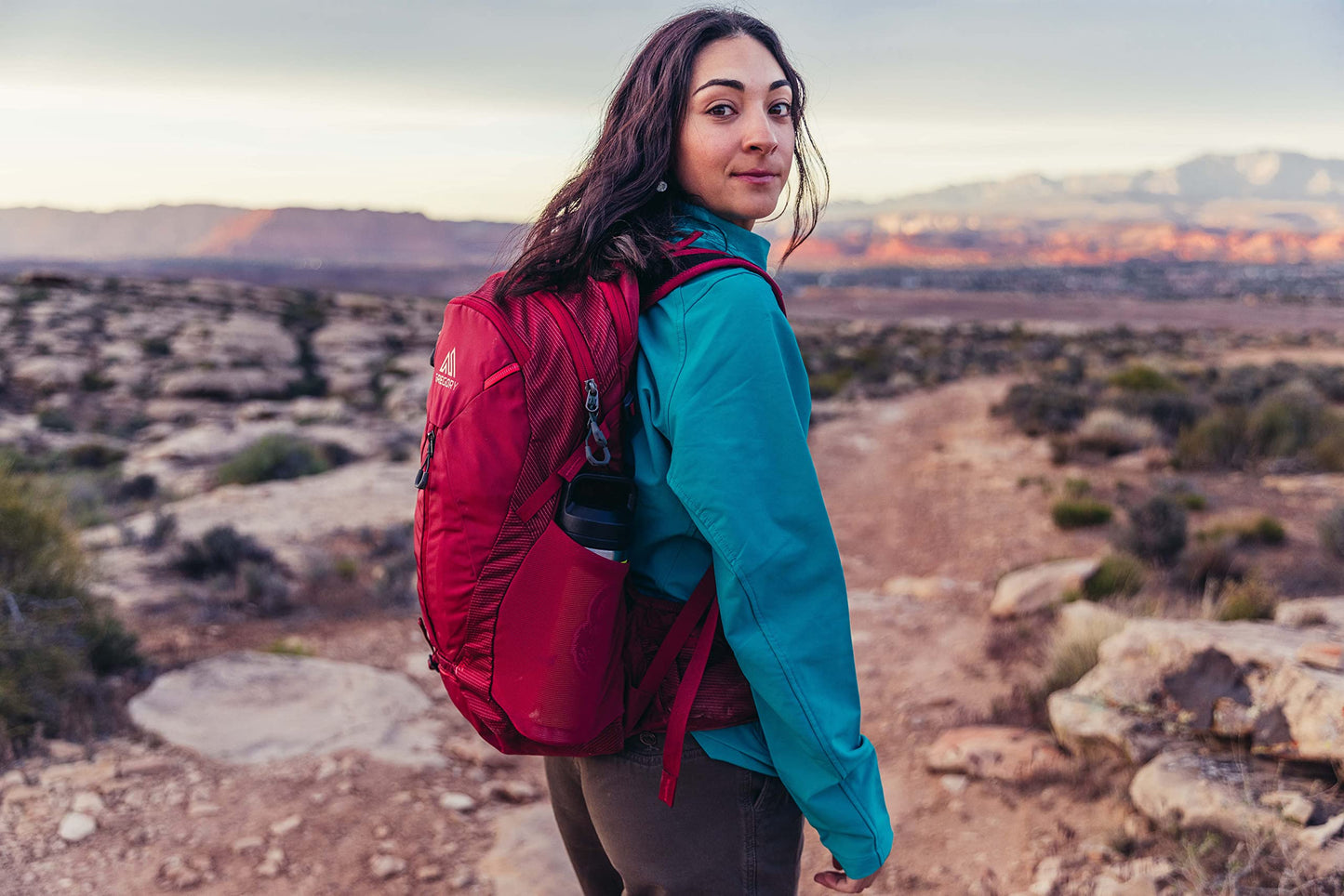 Gregory Maya 15 Women'S Day Hiking Backpack, One Size Fits All, Iris Red