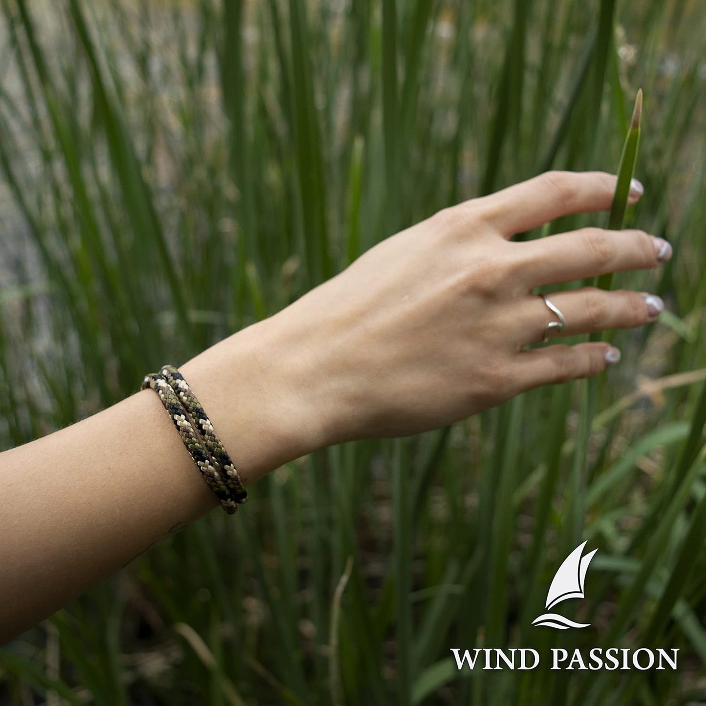 Wind Passion - Rope Bracelet for Men & Women - Adjustable Sailors Knot Paracord Bracelet - Waterproof & Sturdy