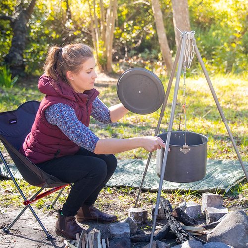 Naturehike 10.5 Quart Aluminum Hanging Pot, 6-8 Person Portable Camping Pot with Lid, Ultralight Outdoor Cooking Pot Cookware for Hiking Picnic Travel