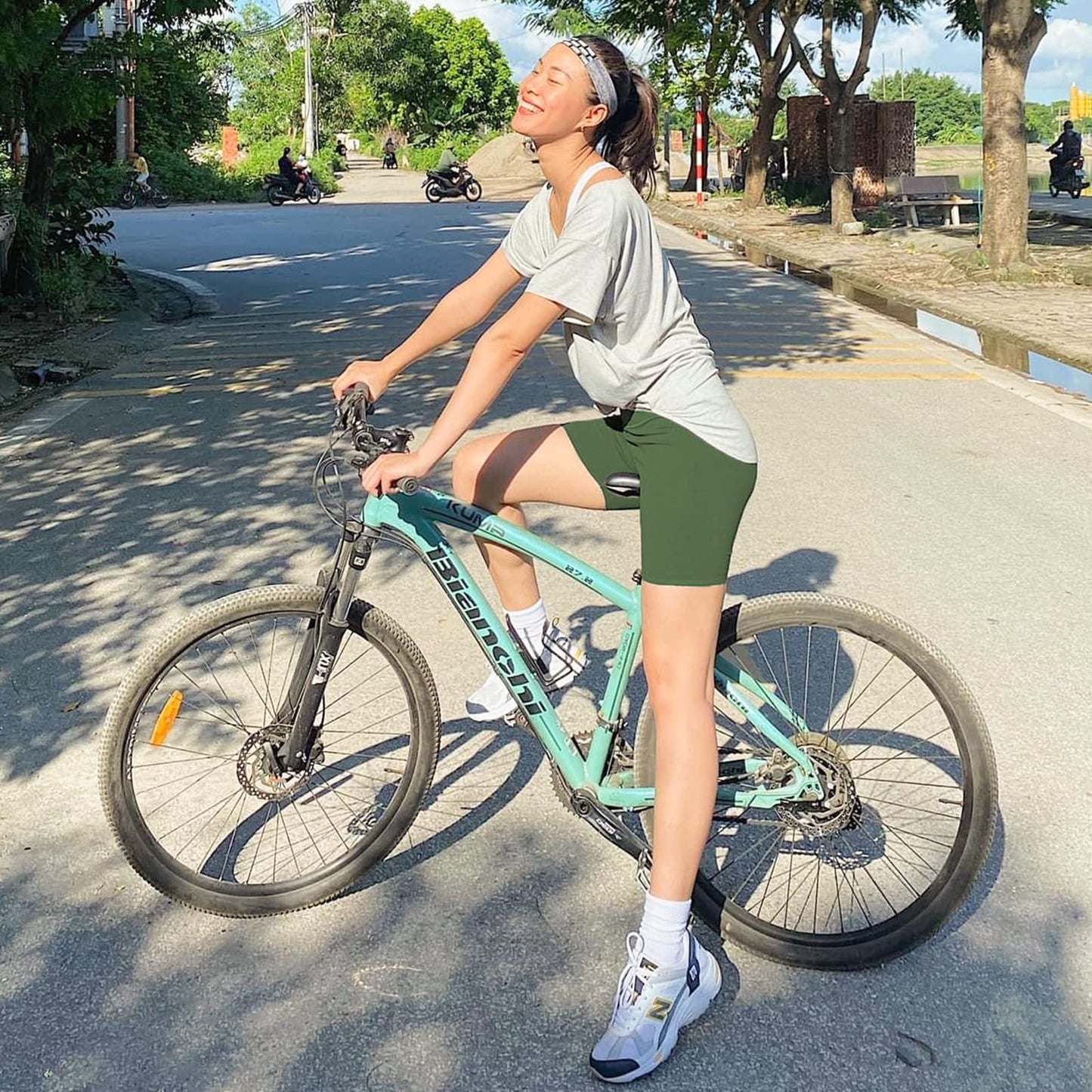 FULLSOFT High Waisted Biker Shorts for Women-5" Tummy Control Fitness Athletic Workout Exercise Shorts for Women Running Yoga Gym Soft Work Out Shorts Ropa Deportiva para Mujer (Tea Green,S-M)