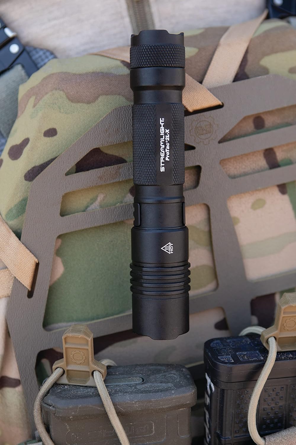 Streamlight 88082 ProTac 2L-X USB 500-Lumen 6800 Candela EDC High Performance Multi-Fuel Tactical Rechargeable Flashlight, Includes USB Cable, Holster, Clip, Retail Clear Packaging, Black