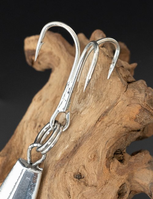 BLUEWING 6oz Fishing Diamond Jig Chrome with High Carbon Steel Treble Hook 1pc Premium Fish Lure Durable for Saltwater Freshwater