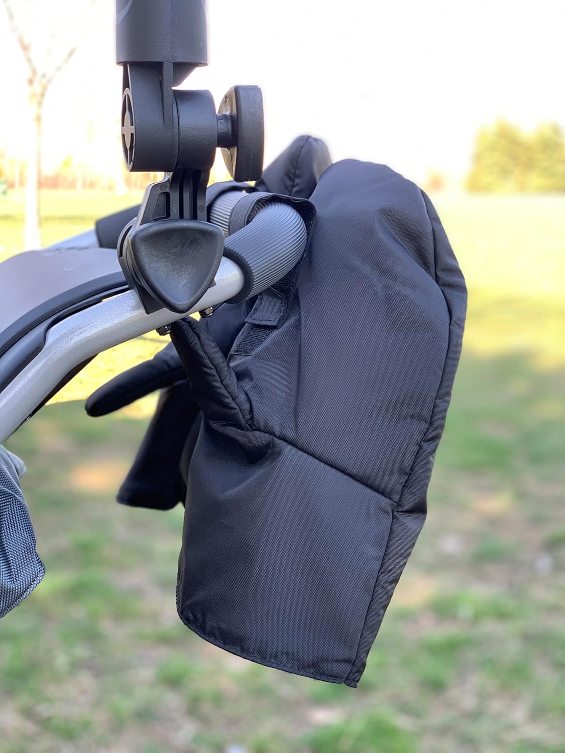 Golf Mitts | Winter Gloves Men & Women | Push Cart Accessories | Rain Gloves | Mittens | Cold Weather Gear | Worn on Both Hands | Windproof & Waterproof | One Size