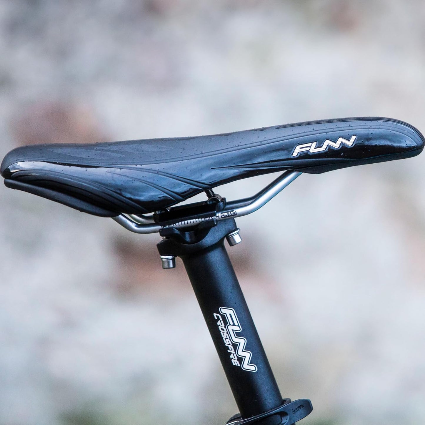 Funn Crossfire Bike Seat Post, Length 400mm, Diameter 30.9mm / 31.6mm, Aluminum Alloy AL6061, 3D Forged, One Piece Head and Shaft