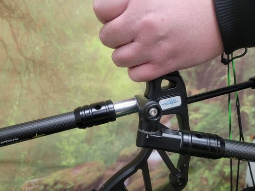 Southland Archery Supply Aluminum Bow Stabilizer V-Bar Mount with Side Bar Quick Disconnects and Micro Adjustments for Olympic Recurve Bow or Target Compound Bow (Single Side)