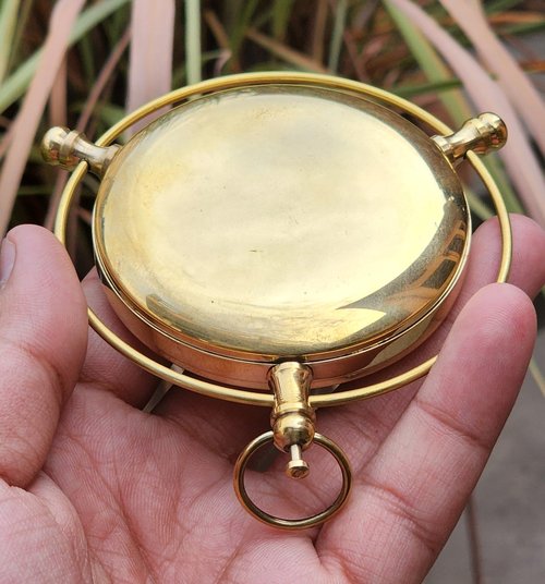 The Golden Compass Alethiometer - Unique Brass Design - Adventure Travel Gift for Cult Movie Lovers - Perfect Christmas, Birthday, or Baptism Keepsake Gift