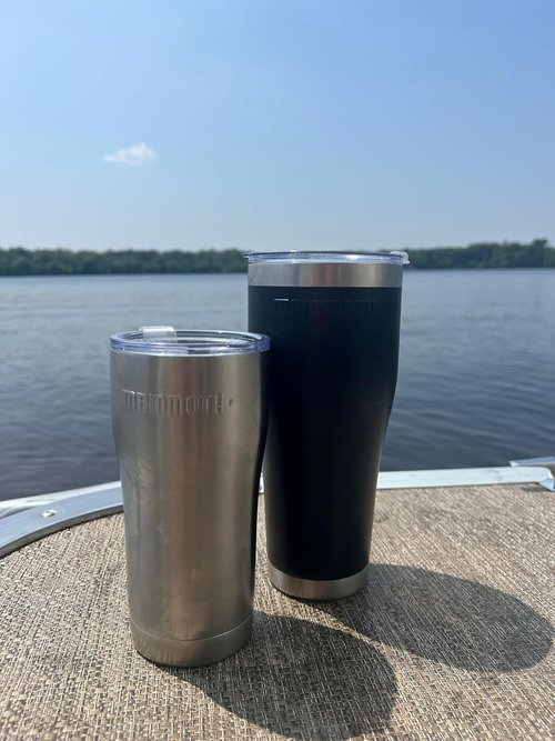 Mammoth Rover 20oz Stainless Steel Tumbler, Double Wall Vacuum Insulated Tumbler with Lid, Great for On the Go, in Light Blue