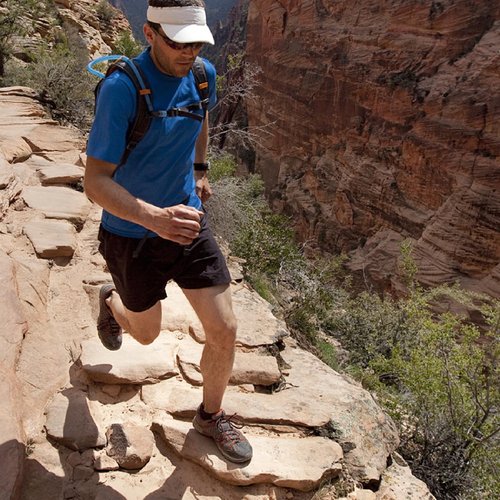 YAPJEB Hydration Bladder, BPA Free, 1L/1.5L/2L/3L, Portable Water Reservoir for Running, Hiking, Climbing, Cycling (PEVA, 1.5L)