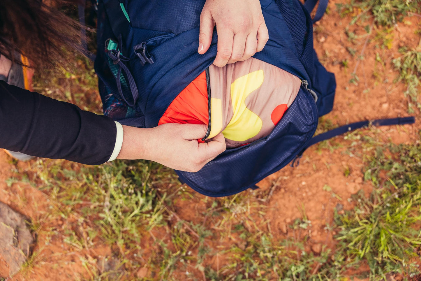 Gregory Amber 34L Women's Dayhiking/Backpacking Pack, with Breathable Backpanel and Comfort 3d Waistbelt, One Size Fits All, Coral Blue