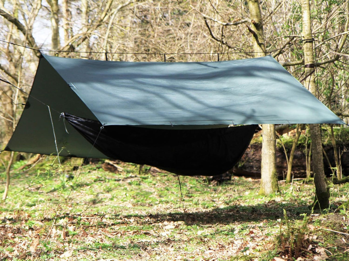 Superlight Olive Green Tarp for DD Hammocks - Lightweight & Durable Shelter