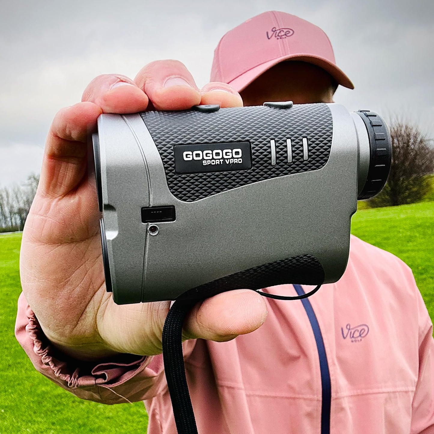 Gogogo Sport Vpro VRP Golf Rangefinder with Slope Switch, 1500/2500 yd, 7X Magnification, Magnet Stripe, ±0.3yd Accuracy, Rechargeable Range Finders for Golfing/Hunting,Golf Accessories